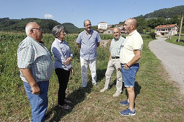 Amancio López, Soledad Lafuente, Manuel González-Posada, Rafael García y Jesús Suárez. 
