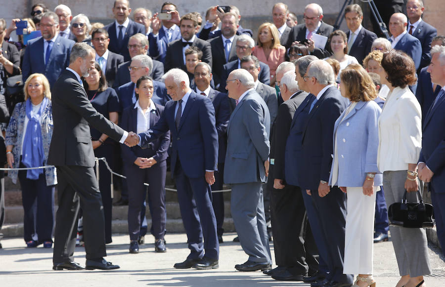 Este Día de Asturias, la princesa Leonor, heredera de la Corona, ha realizado su primera visita a Covadonga. Ha estado acompañada por sus padres, don Felipe y doña Letizia, y su hermana, la infanta Sofía.