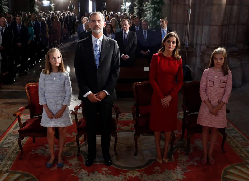 Este Día de Asturias, la princesa Leonor, heredera de la Corona, ha realizado su primera visita a Covadonga. Ha estado acompañada por sus padres, don Felipe y doña Letizia, y su hermana, la infanta Sofía.