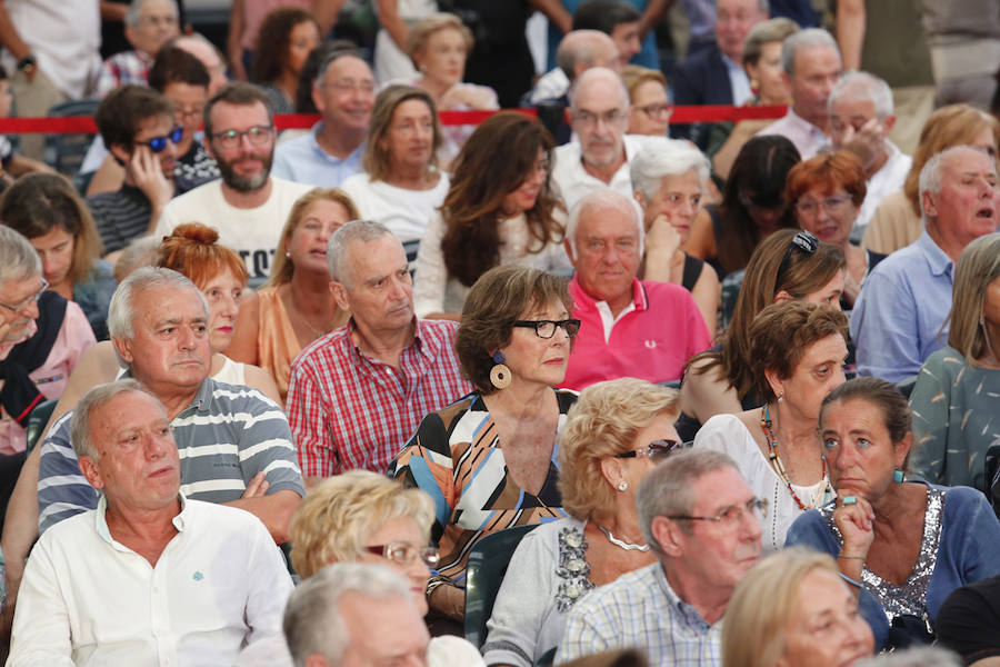 Los premiados pusieron el acento en el «ambiente alegre y familiar que caracterizaba a la entidad durante los primeros años.