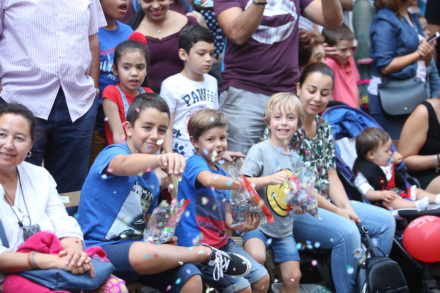 Fotos: ¿Estuviste en el desfile del Día de América en Asturias 2018? ¡Búscate!