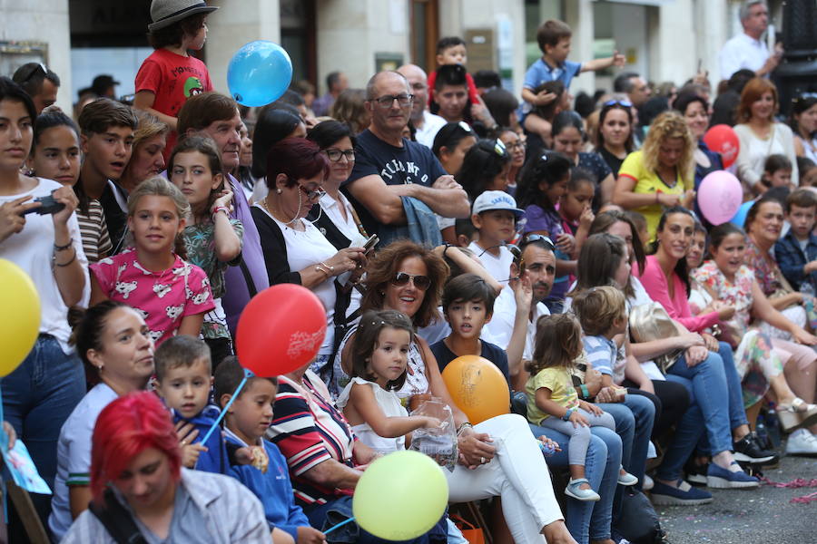 Fotos: ¿Estuviste en el desfile del Día de América en Asturias 2018? ¡Búscate!