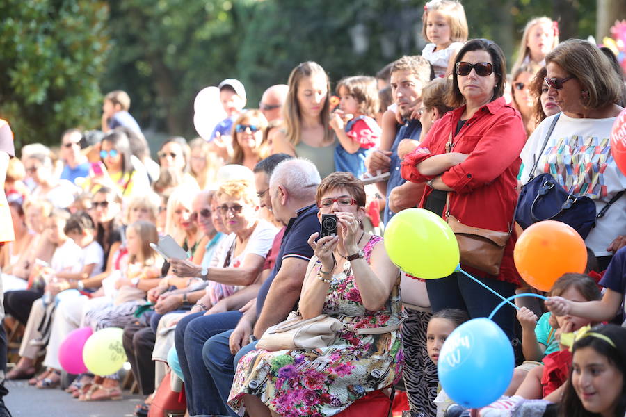 Fotos: ¿Estuviste en el desfile del Día de América en Asturias 2018? ¡Búscate!