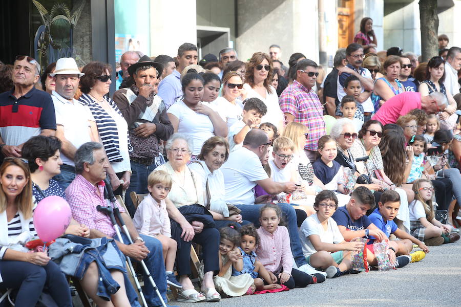 Fotos: ¿Estuviste en el desfile del Día de América en Asturias 2018? ¡Búscate!