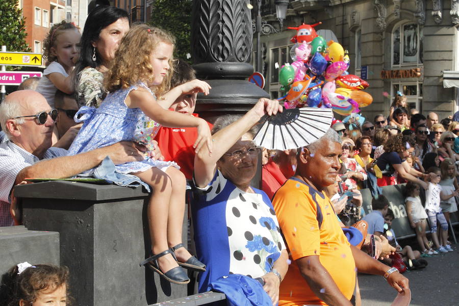 Fotos: ¿Estuviste en el desfile del Día de América en Asturias 2018? ¡Búscate!