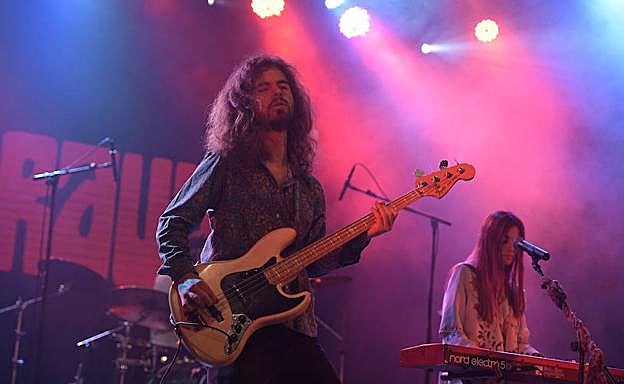 Nueva noche de rock en la plaza Feijoo