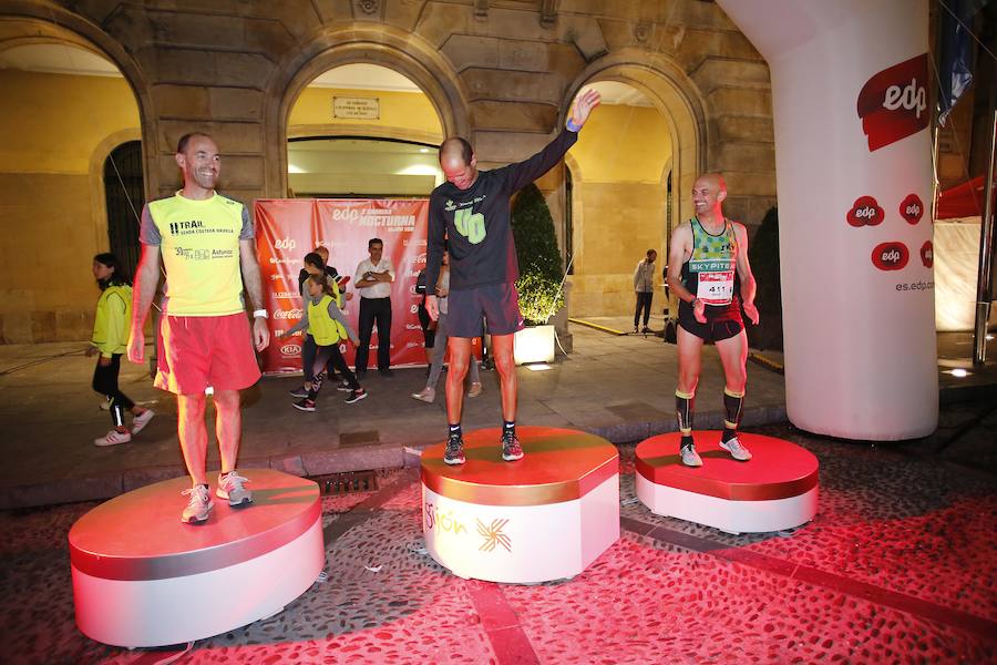 Fotos: ¿Estuviste en la EdP Carrera Nocturna Gijón 10 k? ¡Búscate!