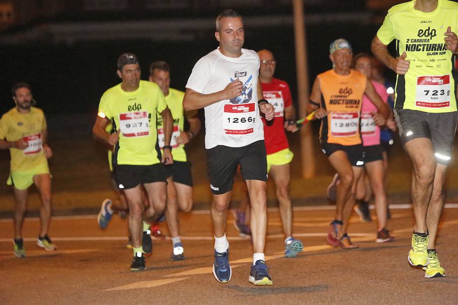 Fotos: ¿Estuviste en la EdP Carrera Nocturna Gijón 10 k? ¡Búscate!