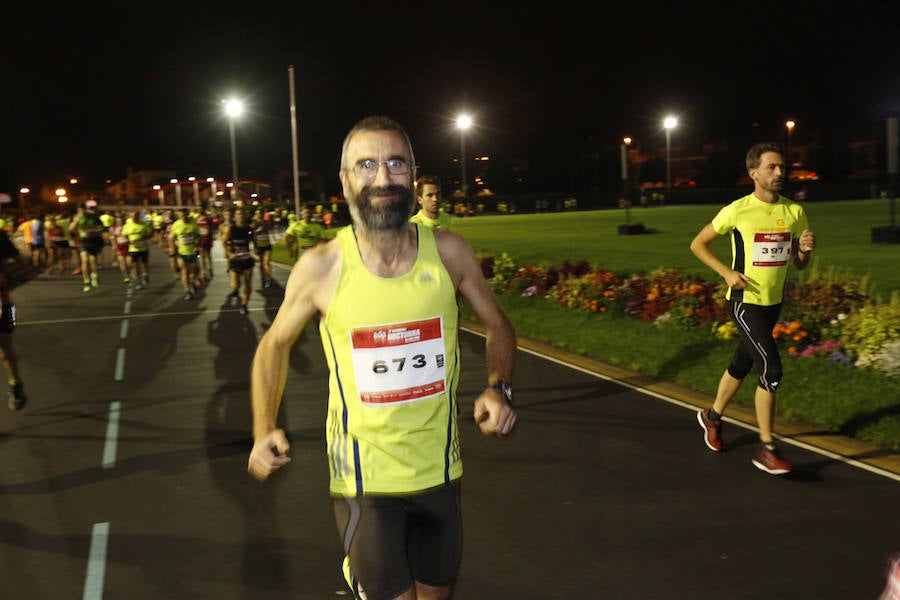 Fotos: ¿Estuviste en la EdP Carrera Nocturna Gijón 10 k? ¡Búscate! (2)
