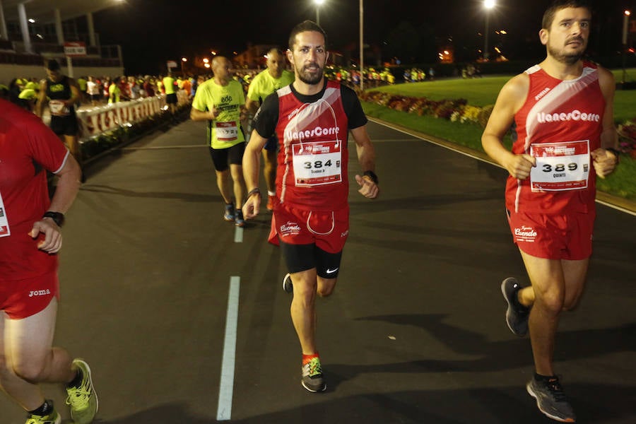 Fotos: ¿Estuviste en la EdP Carrera Nocturna Gijón 10 k? ¡Búscate! (2)