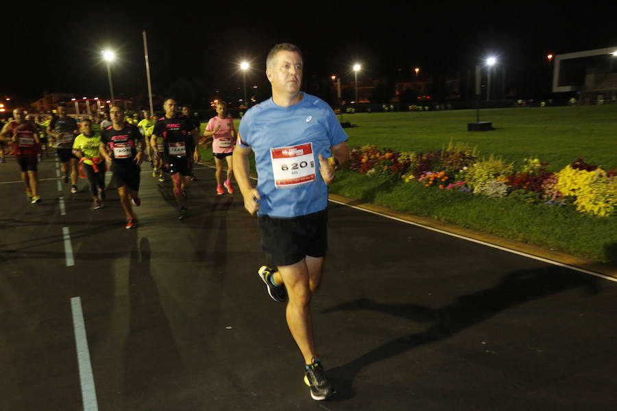 Fotos: ¿Estuviste en la EdP Carrera Nocturna Gijón 10 k? ¡Búscate! (2)
