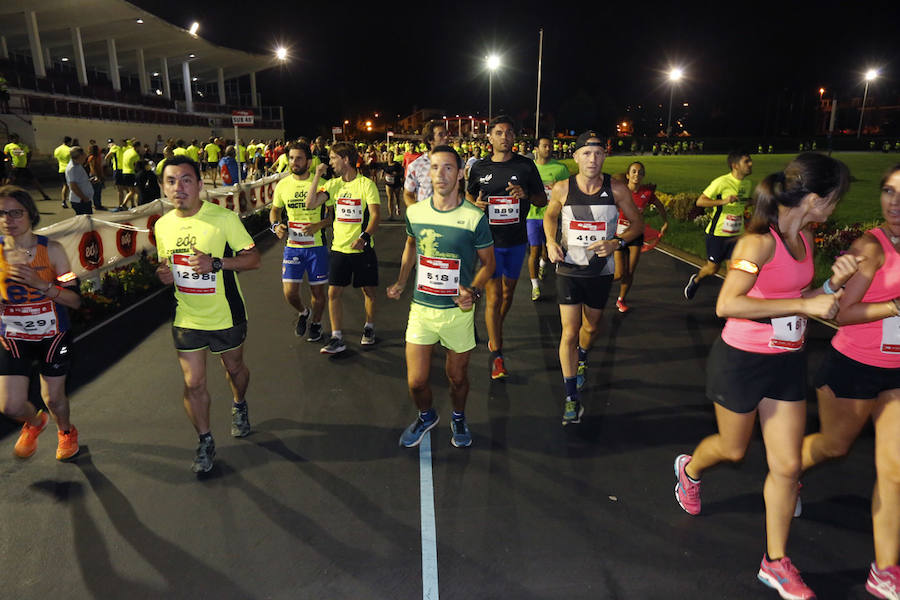 Fotos: ¿Estuviste en la EdP Carrera Nocturna Gijón 10 k? ¡Búscate! (2)