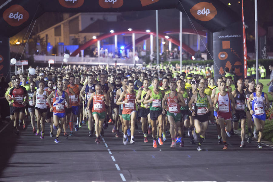 Fotos: ¿Estuviste en la EdP Carrera Nocturna Gijón 10 k? ¡Búscate! (2)