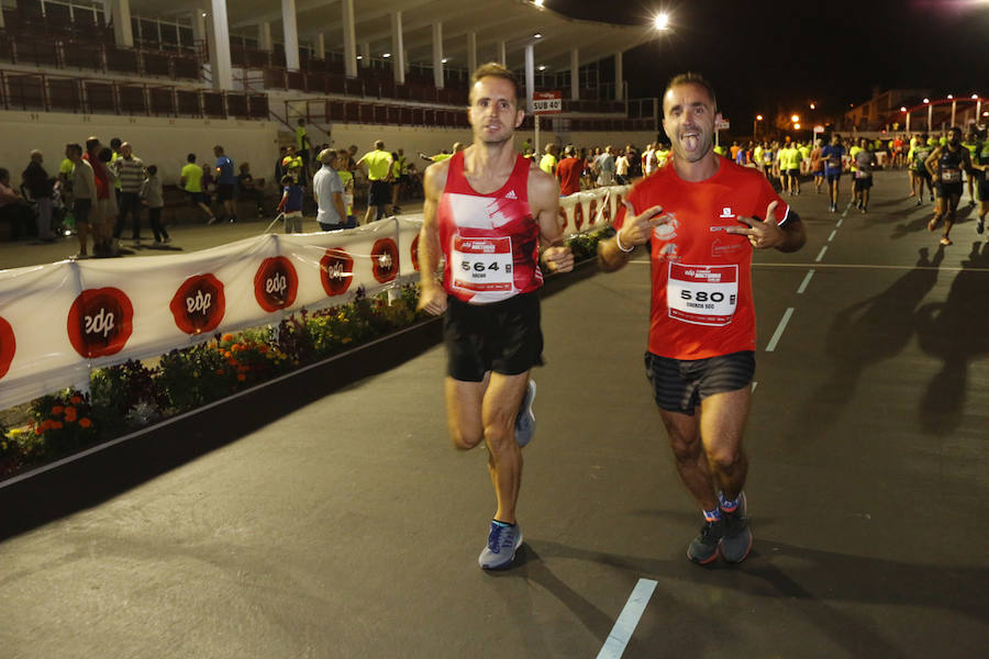Fotos: ¿Estuviste en la EdP Carrera Nocturna Gijón 10 k? ¡Búscate! (2)