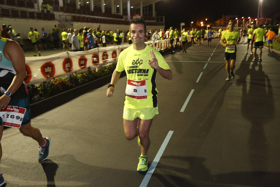 Fotos: ¿Estuviste en la EdP Carrera Nocturna Gijón 10 k? ¡Búscate! (2)
