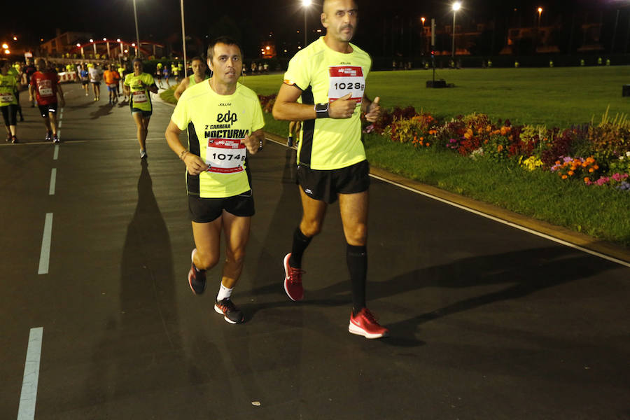 Fotos: ¿Estuviste en la EdP Carrera Nocturna Gijón 10 k? ¡Búscate! (2)