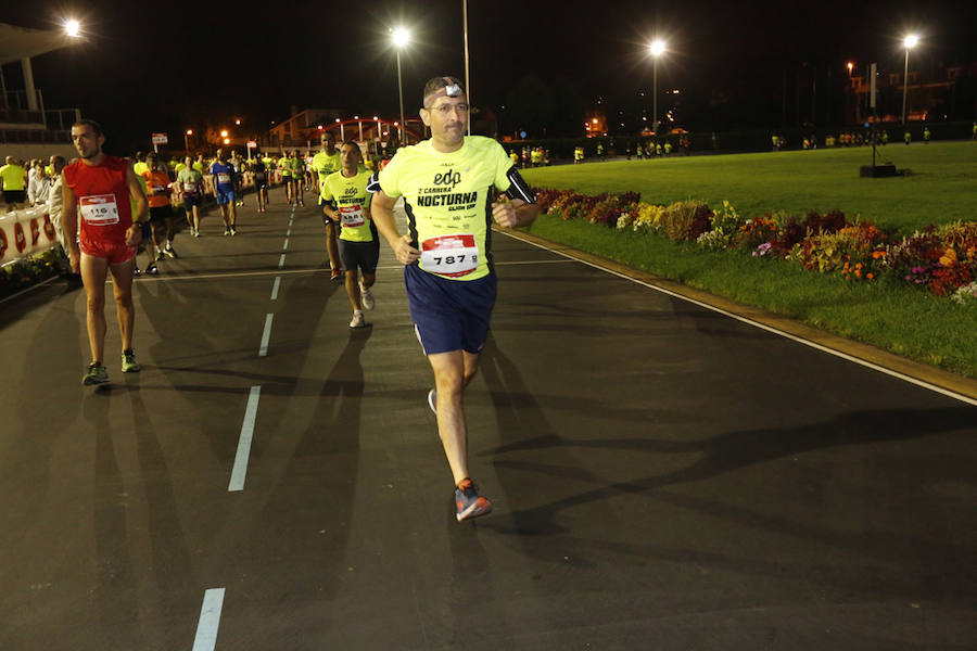 Fotos: ¿Estuviste en la EdP Carrera Nocturna Gijón 10 k? ¡Búscate! (2)