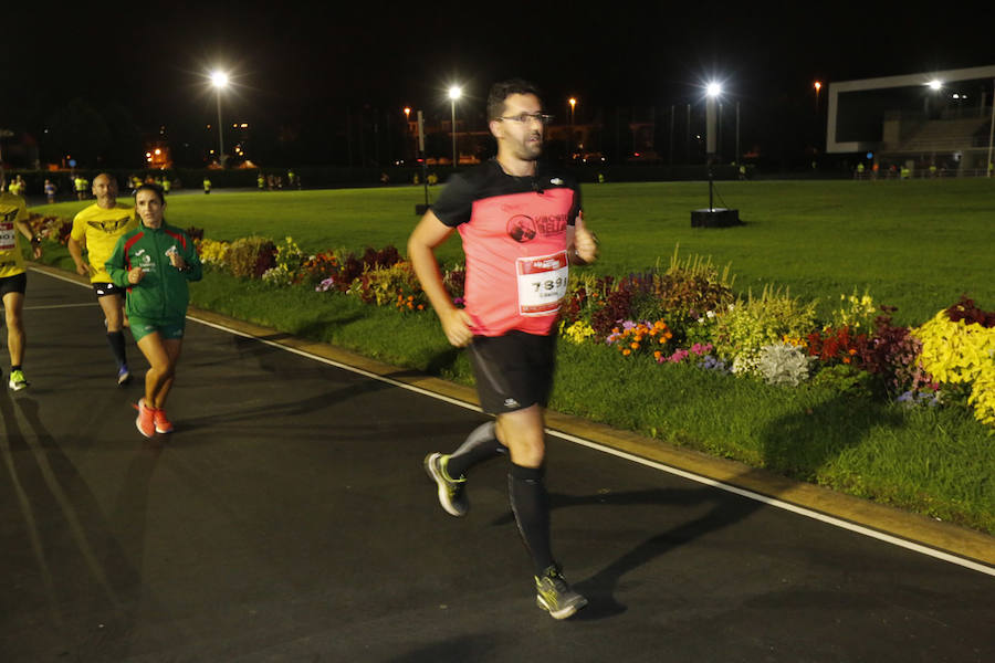 Fotos: ¿Estuviste en la EdP Carrera Nocturna Gijón 10 k? ¡Búscate! (2)