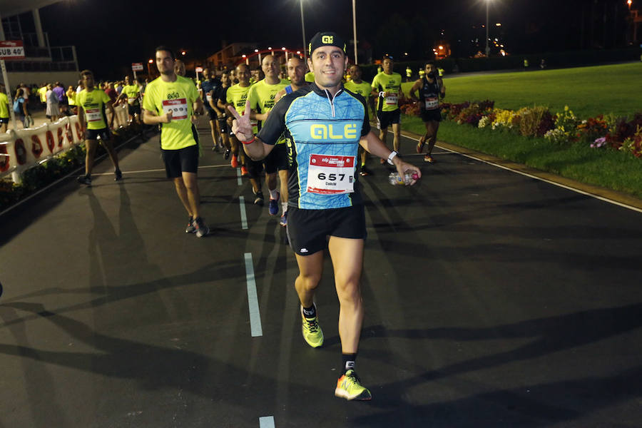 Fotos: ¿Estuviste en la EdP Carrera Nocturna Gijón 10 k? ¡Búscate! (2)