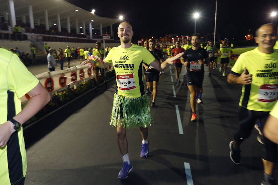 Fotos: ¿Estuviste en la EdP Carrera Nocturna Gijón 10 k? ¡Búscate! (2)