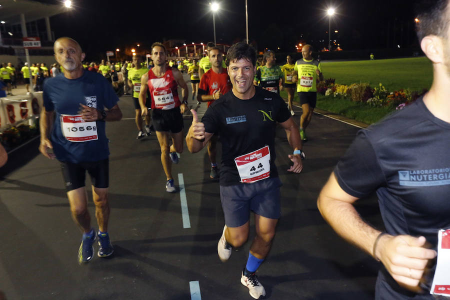 Fotos: ¿Estuviste en la EdP Carrera Nocturna Gijón 10 k? ¡Búscate! (2)