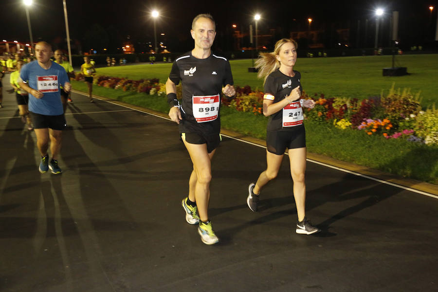 Fotos: ¿Estuviste en la EdP Carrera Nocturna Gijón 10 k? ¡Búscate! (2)