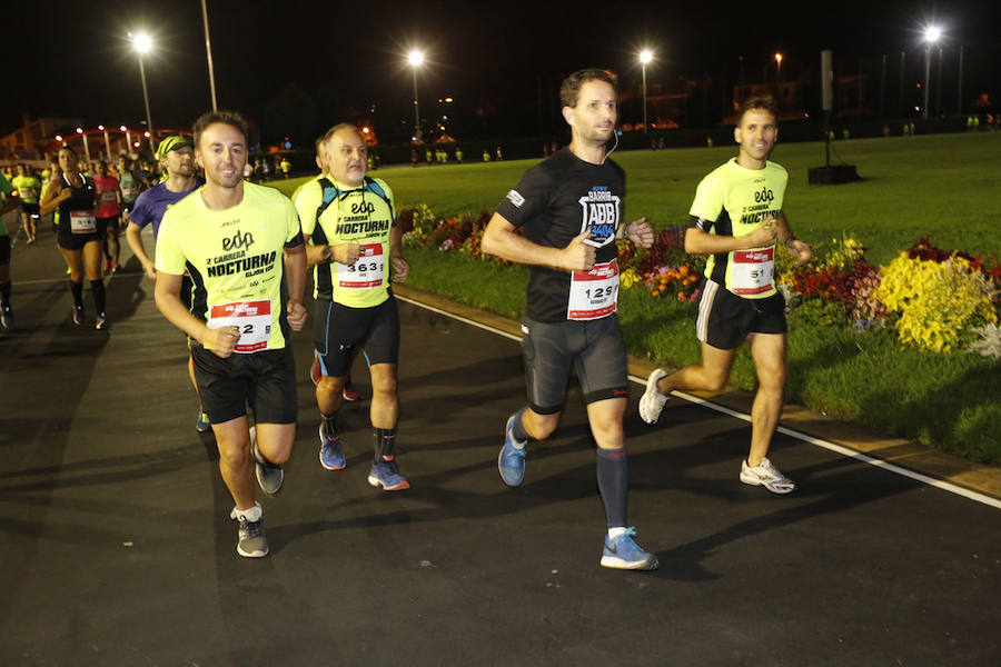 Fotos: ¿Estuviste en la EdP Carrera Nocturna Gijón 10 k? ¡Búscate! (2)