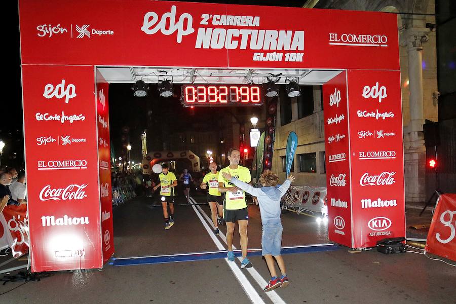  Carrera Nocturna Gijón 10K  Moha Bakkali y Esther Álvarez se impusieron en la prueba. 