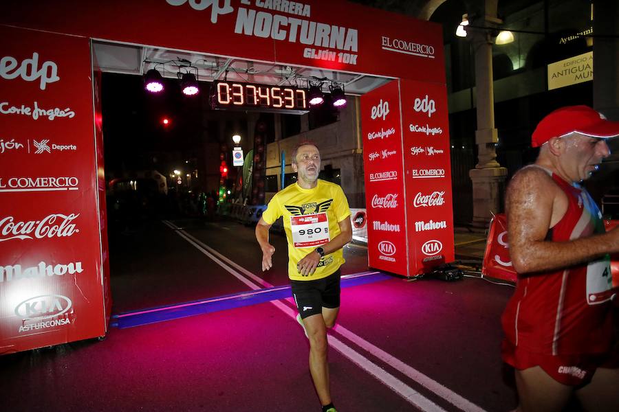  Carrera Nocturna Gijón 10K  Moha Bakkali y Esther Álvarez se impusieron en la prueba. 