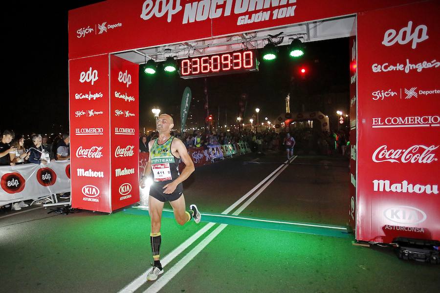 Carrera Nocturna Gijón 10K  Moha Bakkali y Esther Álvarez se impusieron en la prueba. 