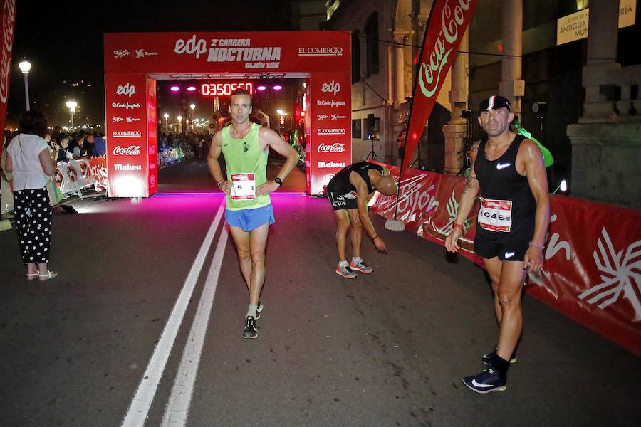  Carrera Nocturna Gijón 10K  Moha Bakkali y Esther Álvarez se impusieron en la prueba. 