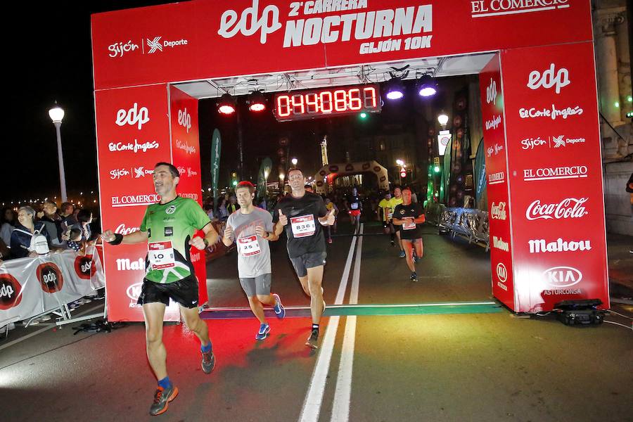  Carrera Nocturna Gijón 10K  Moha Bakkali y Esther Álvarez se impusieron en la prueba. 