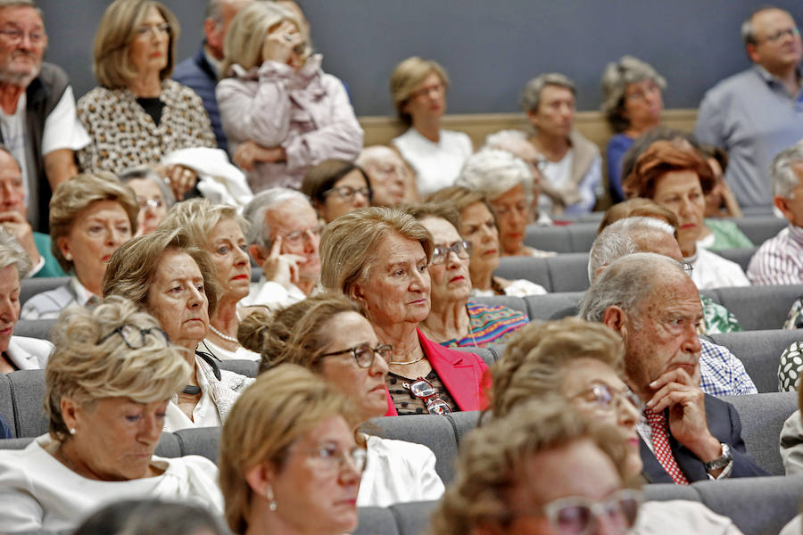 La institución ensalza a Torcuato Fernández-Miranda en sus nuevos locales