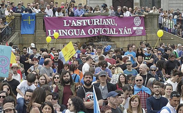 Manifestación por la oficialidad del asturiano celebrada en Oviedo el pasado mes de abril.