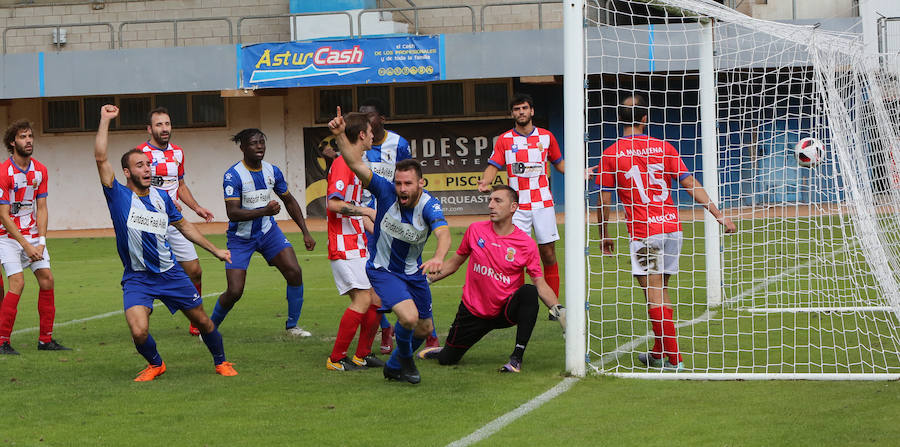 Fotos: El Real Avilés 1-0 Madalena de Morcín, en imágenes