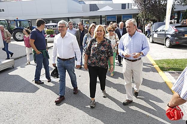 Mariano Marín y Mercedes Fernández, a su llegada al recinto ferial.