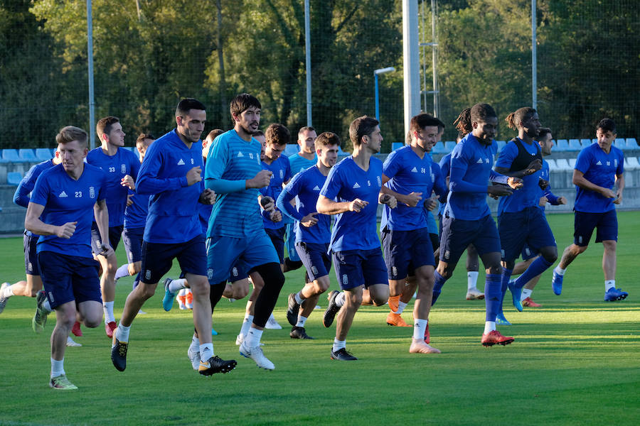 Fotos: Entrenamiento del Real Oviedo (2-10)