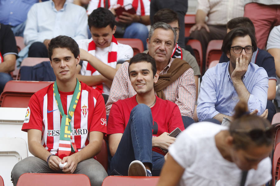 Fotos: ¿Estuviste en el Sporting 1-1 Reus? ¡Búscate!