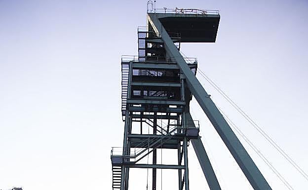 Los sindicatos y el Gobierno pactan un plan urgente de reactivación de las cuencas por 250 millones