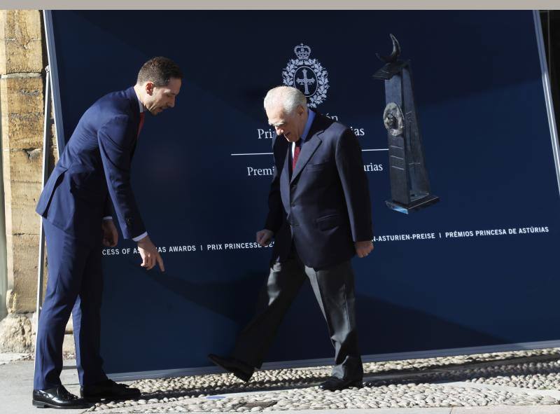 La gran estrella de esta edición de los Premios Princesa, Martin Scorsese, hizo su aparición en Oviedo a las cuatro en punto. 
