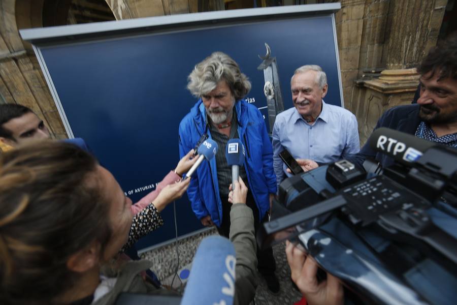 Los galardonados con el Premio Princesa de los Deportes visitarán mañana la Vega de Urriellu y Sotres, si el tiempo lo permite