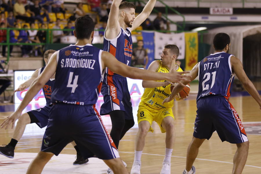 Fotos: Las imágenes del Liberbank Oviedo - Orense