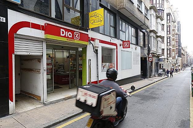 Supermercado robado en la calle Begoña. 