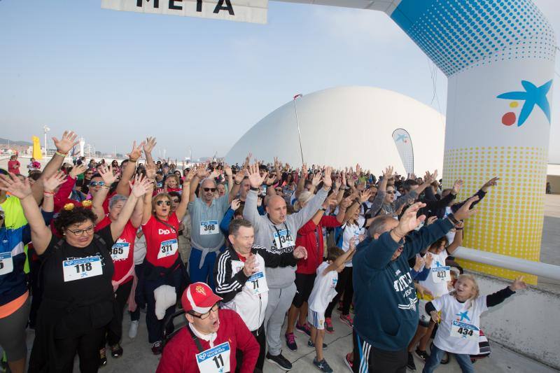 Fotos: ¿Estuviste en la Marcha Solidaria de LA VOZ DE AVILÉS? ¡Búscate!