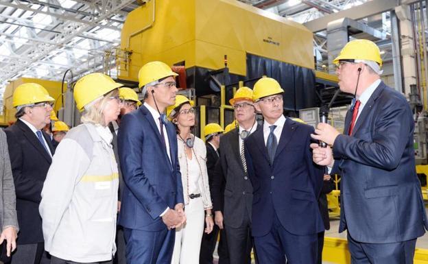 Pedro Sánchez ha hecho estas declaraciones durante su visita hoy a una fábrica de montaje de Renault.