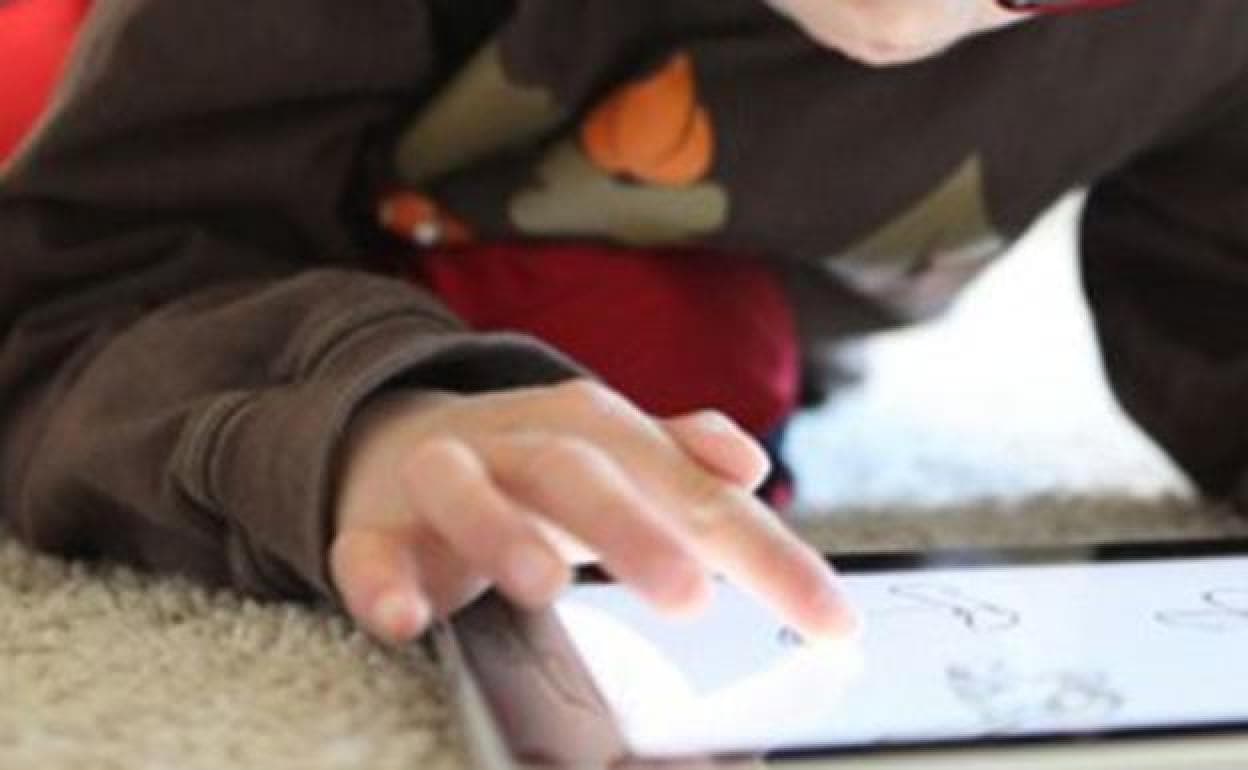 La 'Generación Alfa', los niños 'hiperconectados' que influyen en la tecnología del hogar