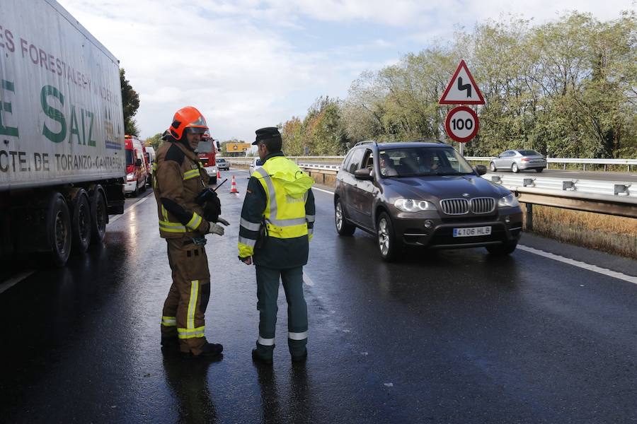 El suceso se produjo en los túneles de La Bolgachina. Ninguna persona ha resultado herida. 