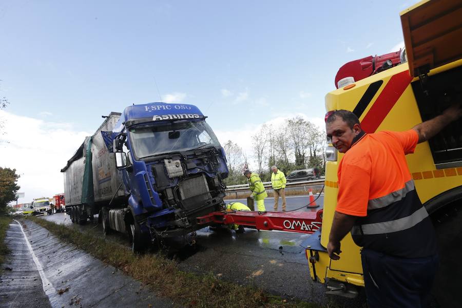 El suceso se produjo en los túneles de La Bolgachina. Ninguna persona ha resultado herida. 