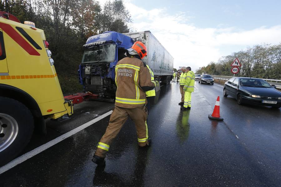 El suceso se produjo en los túneles de La Bolgachina. Ninguna persona ha resultado herida. 
