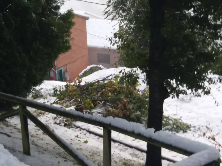 En líneas generales, la semana vendrá protagonizada por más inestabilidad hacia el oeste y menos probabilidad de lluvias hacia el oriente. Las temperaturas serán más altas y la cota de nieve será superior a los 1200/1400 metros